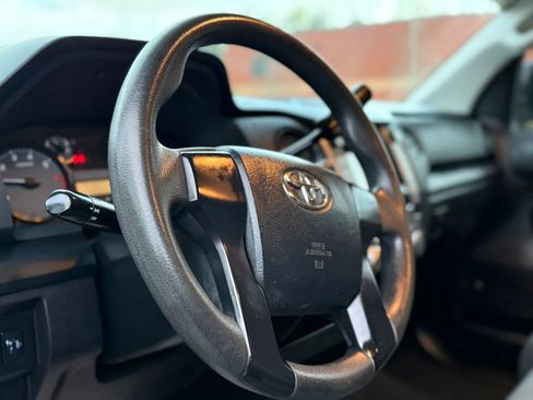 Used 2014 Toyota Tundra SR image 13