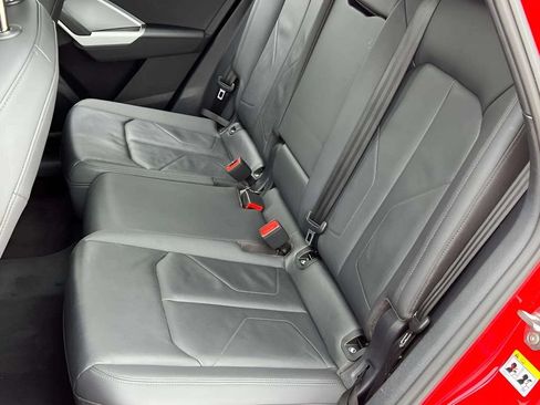Used 2022 Audi Q3 2.0T Premium Plus w/ Premium Plus Package AWD/4WD image 9