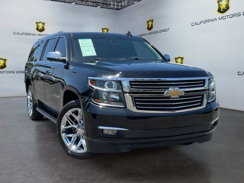 Used 2019 Chevrolet Suburban Premier AWD/4WD image 3