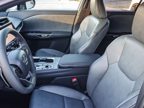 New 2026 Lexus RZ 450e Premium image 18