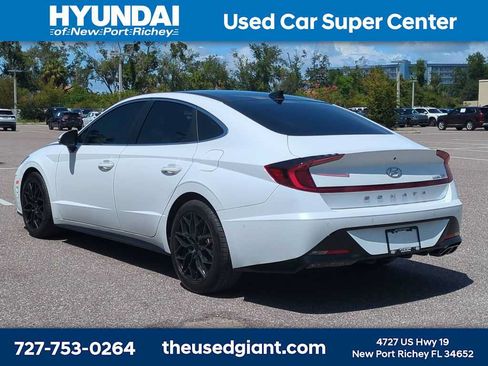 Certified 2021 Hyundai Sonata Limited FWD image 3