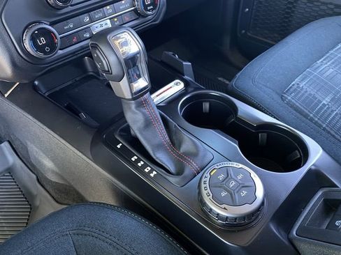 Certified 2025 Ford Bronco Heritage Edition AWD/4WD image 25