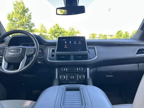 Used 2021 GMC Yukon SLT w/ SLT Luxury Package RWD image 29