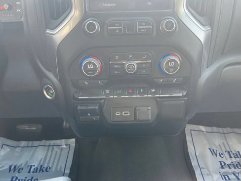 Used 2023 Chevrolet Silverado 3500 LT w/ Convenience Package AWD/4WD image 16