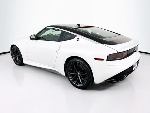 Used 2024 Nissan Z Performance w/ Floor Mat Package RWD image 5