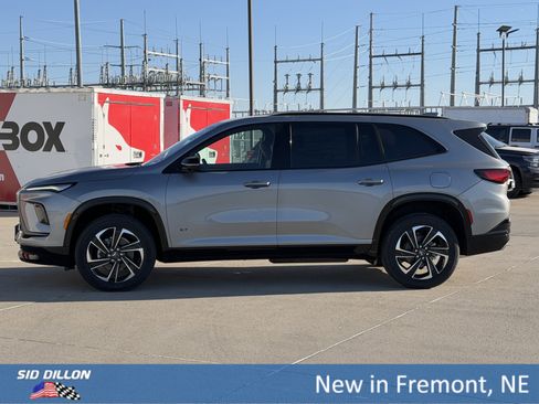 New 2026 Buick Enclave Sport Touring w/ Power Package AWD/4WD image 9