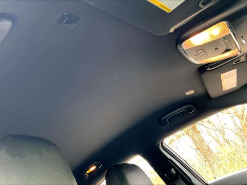 Used 2023 Dodge Charger Scat Pack w/ Plus Group image 13