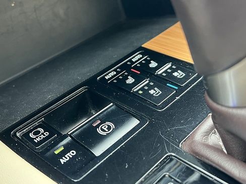 Used 2016 Lexus RX 350 AWD w/ Premium Package image 18