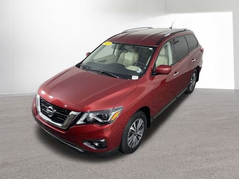 Used 2017 Nissan Pathfinder SL image 43