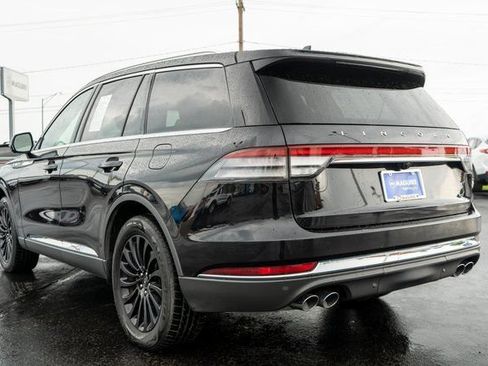 Used 2020 Lincoln Aviator Reserve w/ Elements Package Plus AWD/4WD image 8