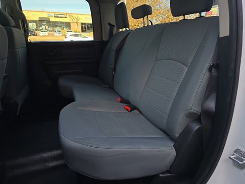 Used 2016 RAM 2500 Tradesman w/ Popular Equipment Group image 27