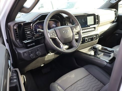 New 2026 Chevrolet Silverado 1500 ZR2 image 16