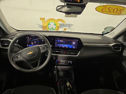 Certified 2025 Chevrolet TrailBlazer LT FWD image 13