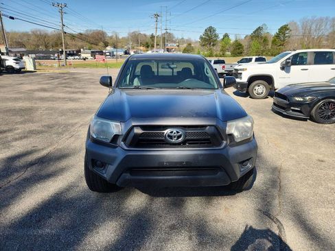 Used 2013 Toyota Tacoma 4x4 Access Cab w/ Convenience Pkg image 3