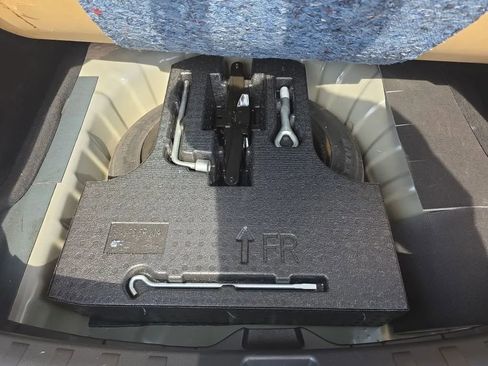 Used 2021 Nissan Kicks SR w/ Interior Electronics Package image 43