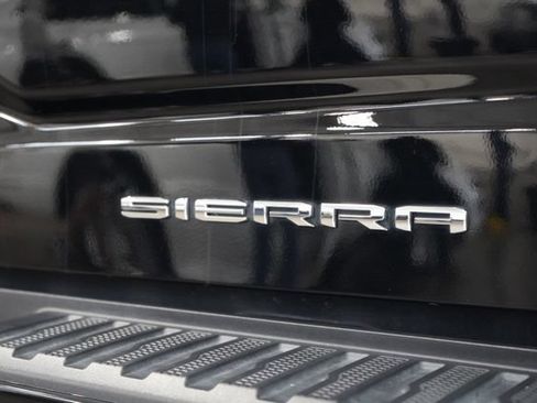 Used 2025 GMC Sierra 1500 Denali w/ Denali Reserve Package AWD/4WD image 10