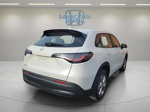 Used 2023 Honda HR-V LX image 5