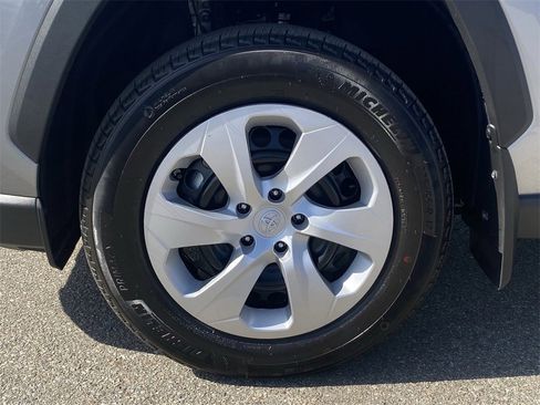 Used 2025 Toyota RAV4 LE image 12