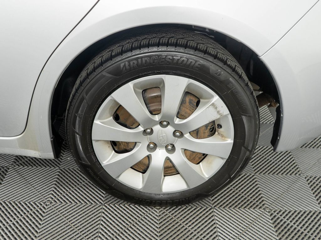 Used 2010 Subaru Impreza 2.5i AWD/4WD image 23
