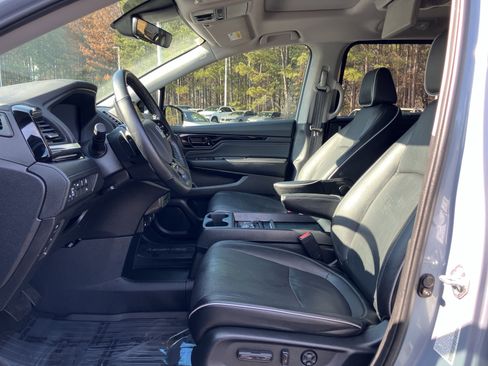 Certified 2024 Honda Odyssey Elite image 16