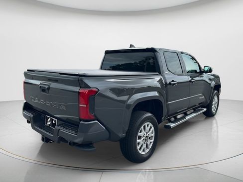 Used 2025 Toyota Tacoma SR5 RWD image 5