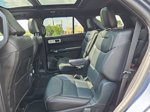 Used 2021 Ford Explorer ST w/ Equipment Group 401A AWD/4WD image 28