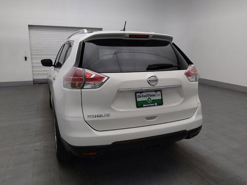Used 2016 Nissan Rogue S w/ Appearance Package FWD image 6