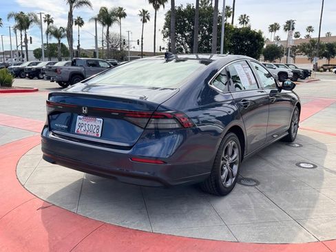 Used 2024 Honda Accord EX image 8