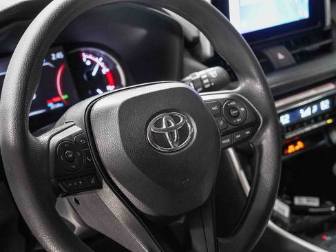 Certified 2024 Toyota RAV4 XLE FWD image 21