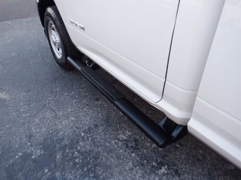 Used 2022 RAM 2500 Tradesman image 9