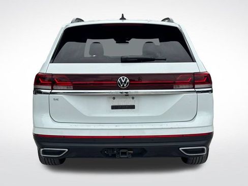 Used 2024 Volkswagen Atlas SE FWD image 4