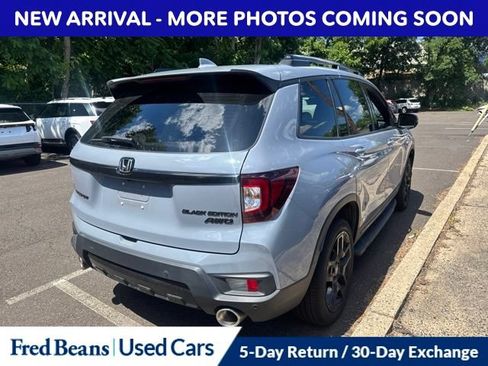 Used 2025 Honda Passport Black Edition image 3