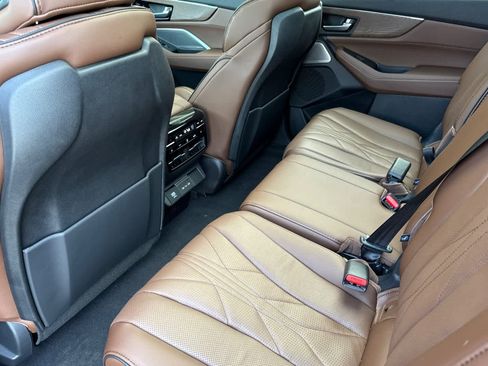 New 2026 Acura MDX SH-AWD w/ Advance Package image 9