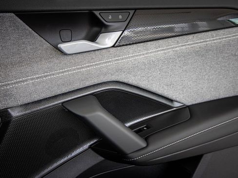 New 2026 Volkswagen Tiguan S FWD image 21