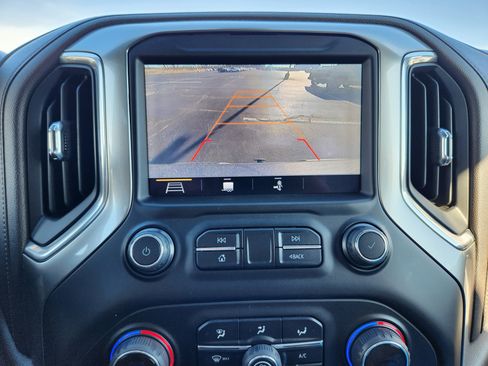 Used 2019 Chevrolet Silverado 1500 LTZ image 18