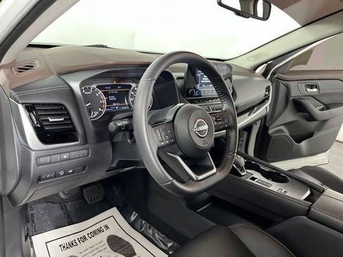 Used 2023 Nissan Rogue SL w/ SL Premium Package FWD image 21