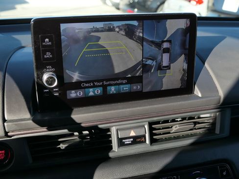 Used 2024 Honda Pilot TrailSport image 18