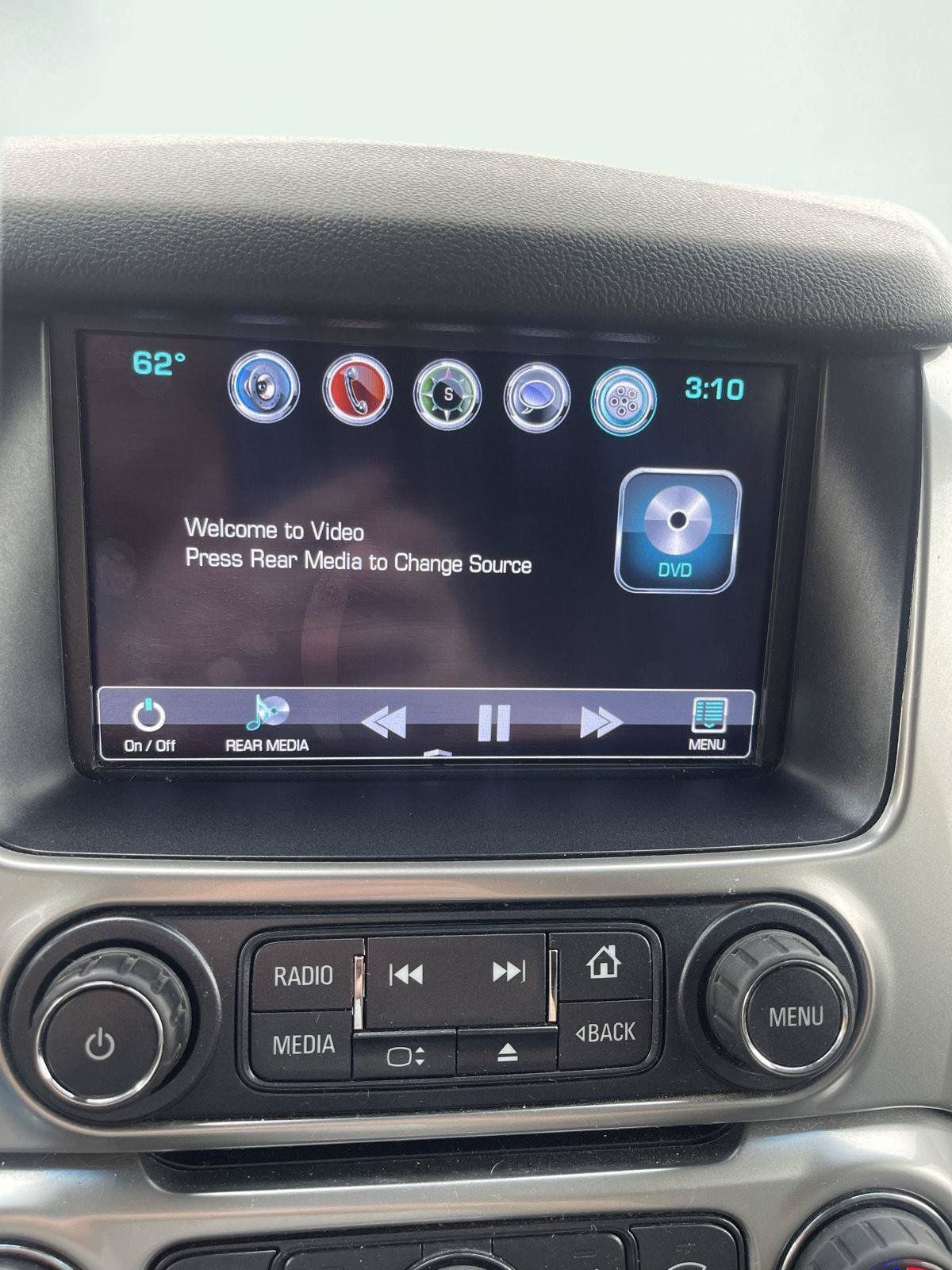 Used 2018 Chevrolet Tahoe Premier AWD/4WD image 22