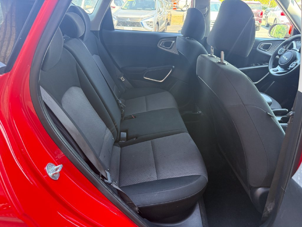 Used 2022 Kia Soul LX w/ Technology Package FWD image 18