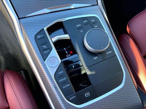 New 2026 BMW 330i xDrive Sedan w/ Premium Package AWD/4WD image 17