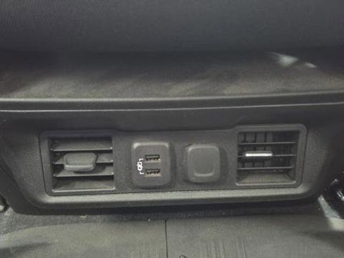 Used 2022 GMC Sierra 2500 SLE w/ SLE Value Package; AWD/4WD image 41