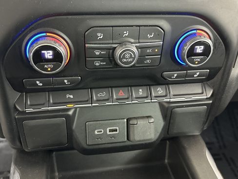 Certified 2022 Chevrolet Silverado 1500 RST image 23