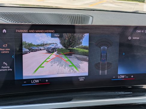 Used 2023 BMW 330i Sedan w/ Driving Assistance Package RWD image 21