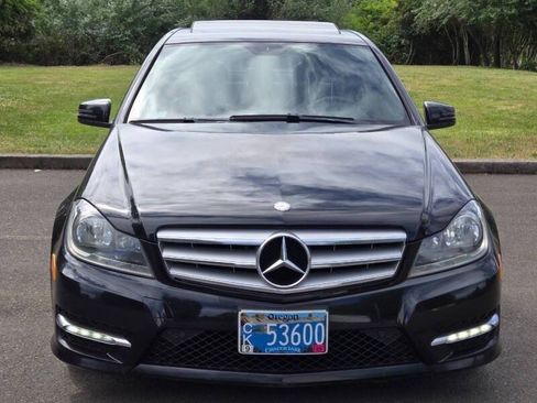 Used 2013 Mercedes-Benz C 300 4MATIC Sedan image 1