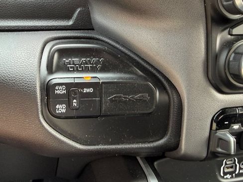 Used 2022 RAM 3500 Big Horn w/ Level A Equipment Group AWD/4WD image 32