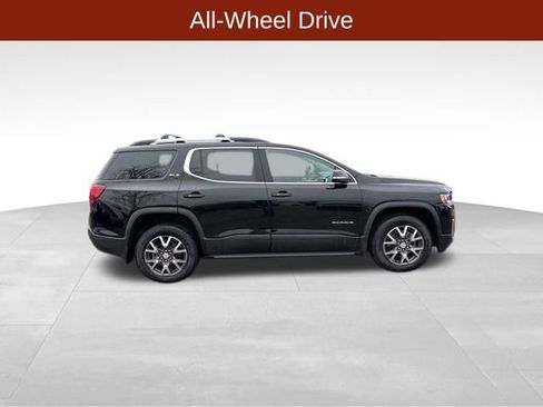 Used 2023 GMC Acadia SLE image 8