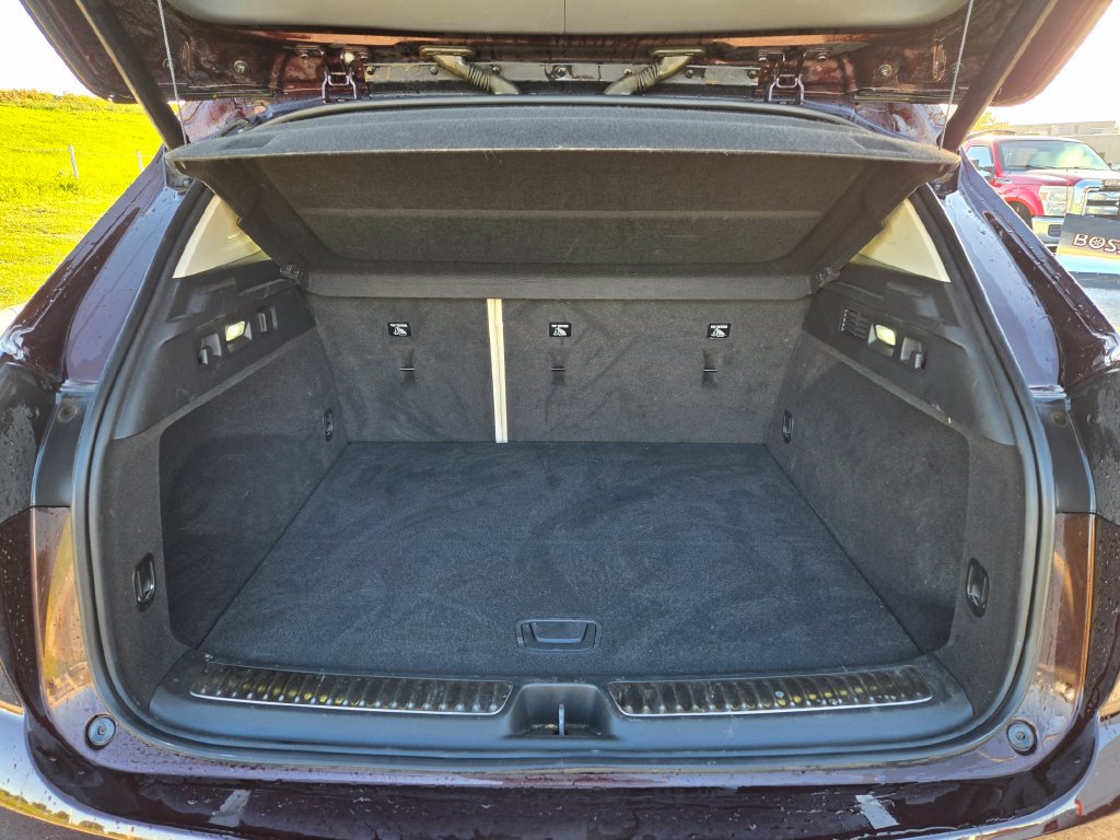Used 2021 Buick Envision Avenir w/ Technology Package II FWD image 30