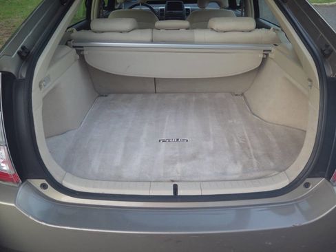Used 2005 Toyota Prius FWD image 23