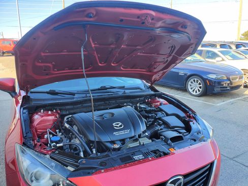 Used 2016 MAZDA MAZDA3 i Sport image 43