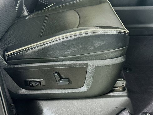 Used 2021 RAM 3500 Laramie image 23